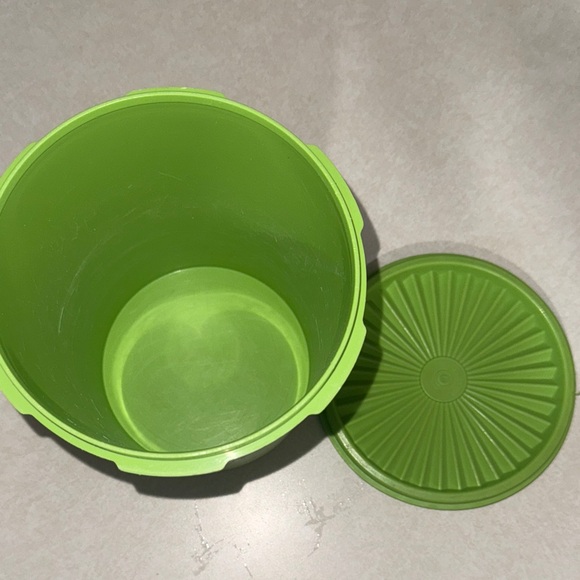 Green Decorative Container - Picture 5 of 6